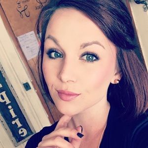 Meet your Posher, Alisha